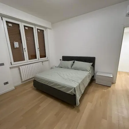 Milan San Raphael 140 Mq Apartment *