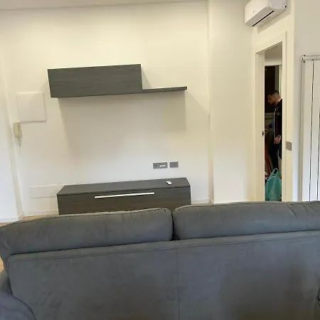 Apartment Milan San Raphael 140 Mq *