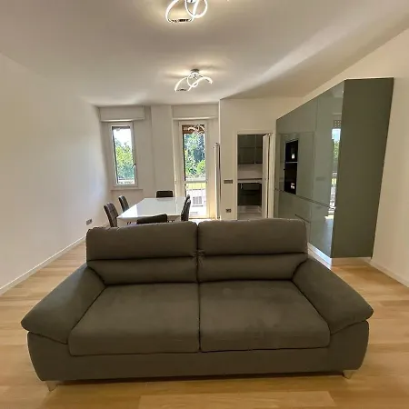 Milan San Raphael 140 Mq Apartment