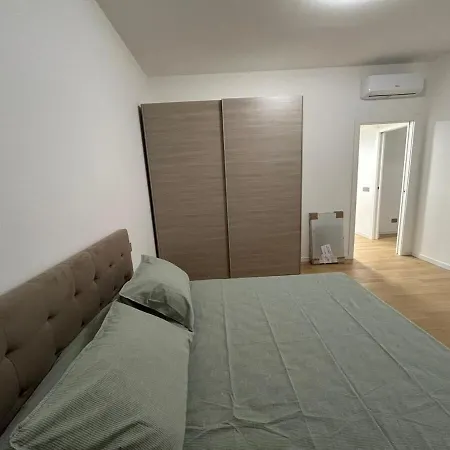 Milan San Raphael 140 Mq * 세그라테