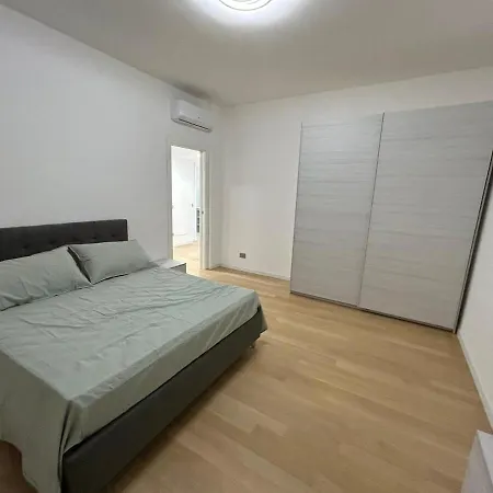 Milan San Raphael 140 Mq Segrate